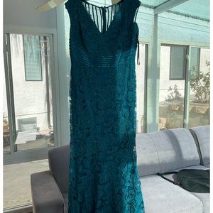 Turqoise Beaded Back & Train Evening Dress Size 12 Tadashi Shoji